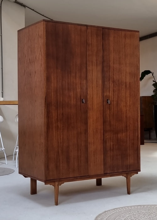 Mid Century kledingkast