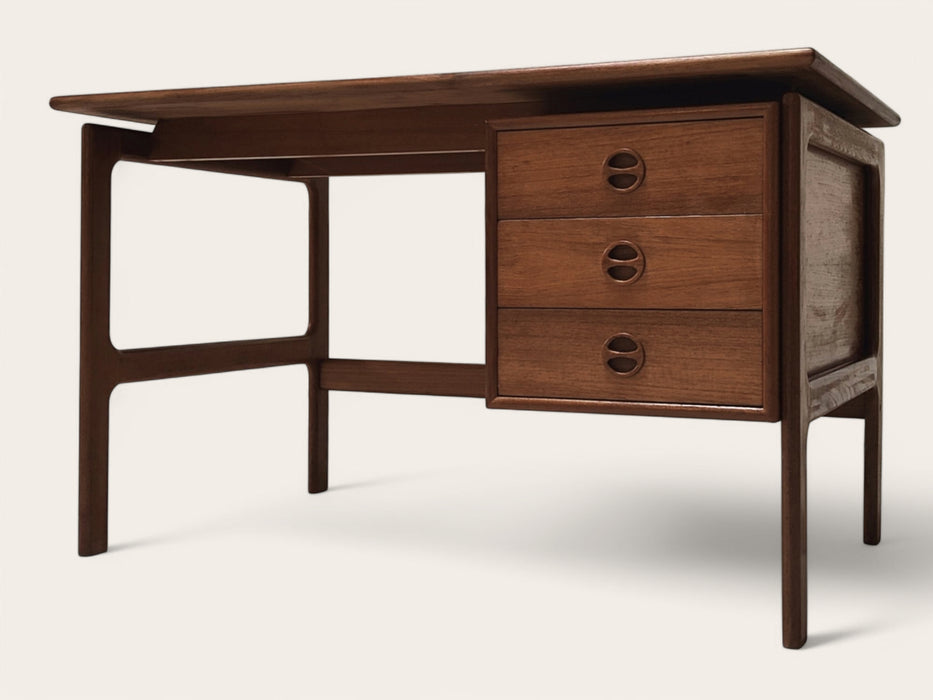 Mid Century bureau