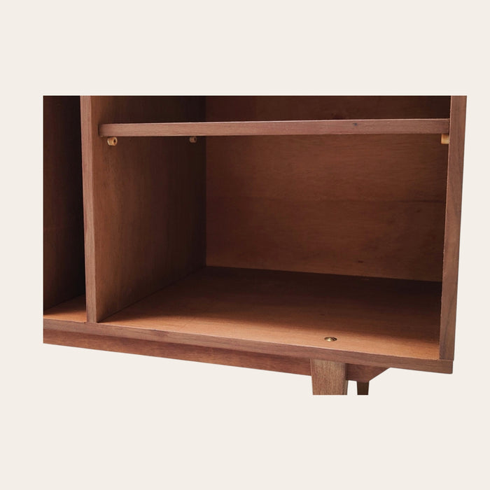 Record player cupboard bastian
