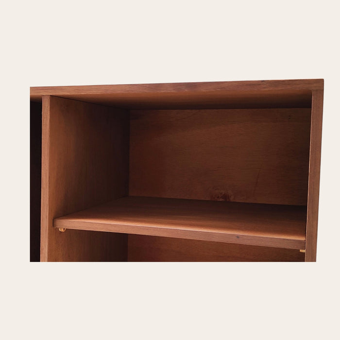 Record player cupboard bastian