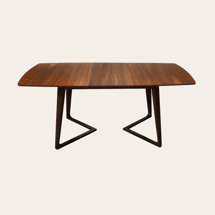 Japandi eettafel